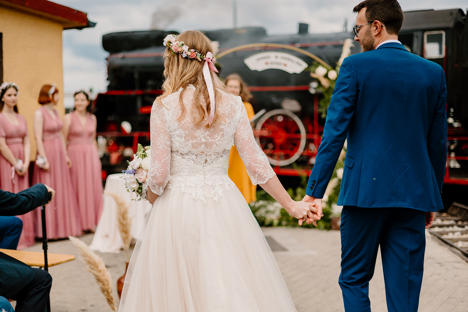 Ślub i wesele z motywem podróży, motyw podróży na weselu, stylizowane przyjęcia ślubne, wesele z wedding plannerem, wesele tematyczne.